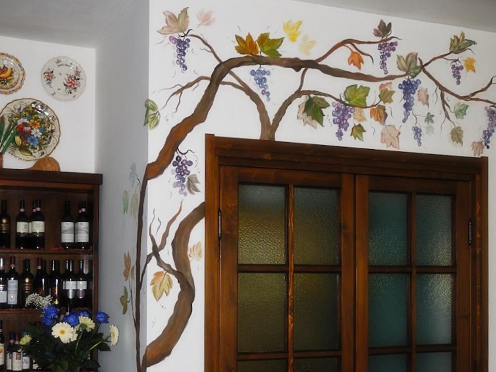 Hotel Ristorante Sassi Rossi Taceno Exterior photo